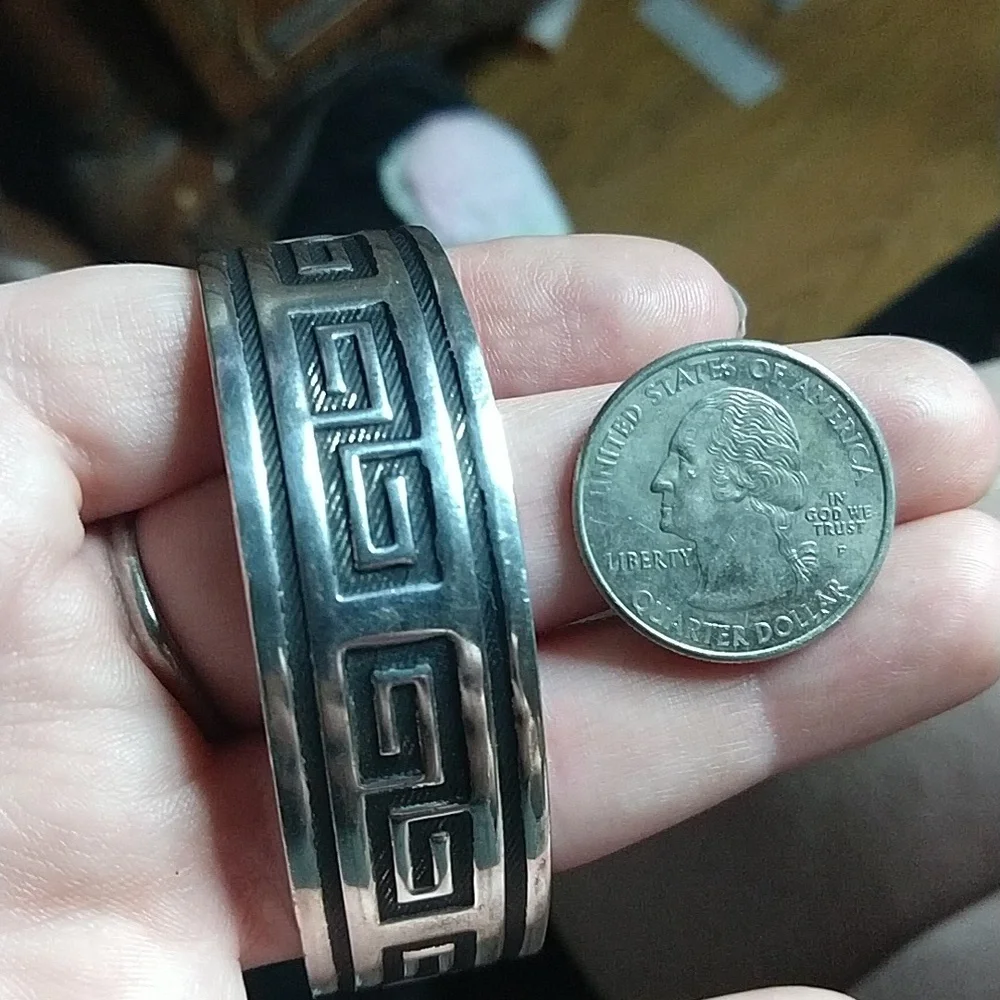 Solid sterling silver 925 greek key scroll design cuff bracelet vintage mexico